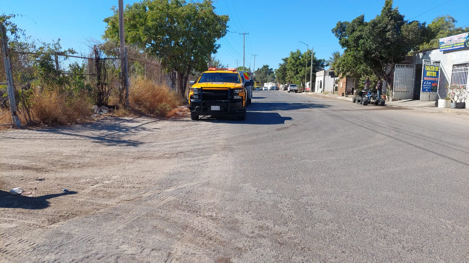 Video Explota tanque con diésel en yarda de tráileres en Culiacán hay