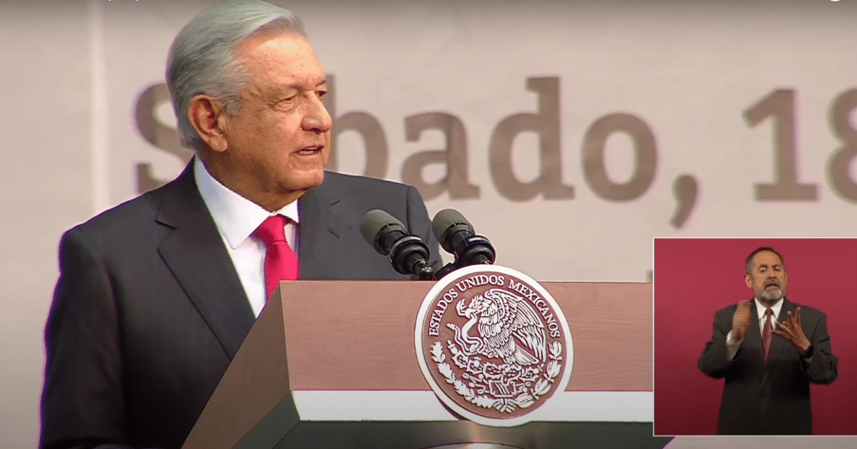 Celebra Amlo En El Z Calo El Aniversario De La Expropiaci N