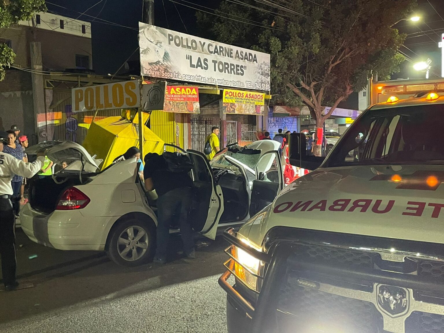 Aparatoso Accidente Fuerte Choque Deja Una Mujer Lesionada En El