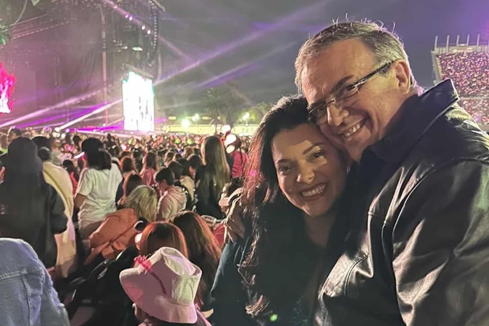 Video Marcelo Ebrard Presume Asistencia A Concierto De Blackpink