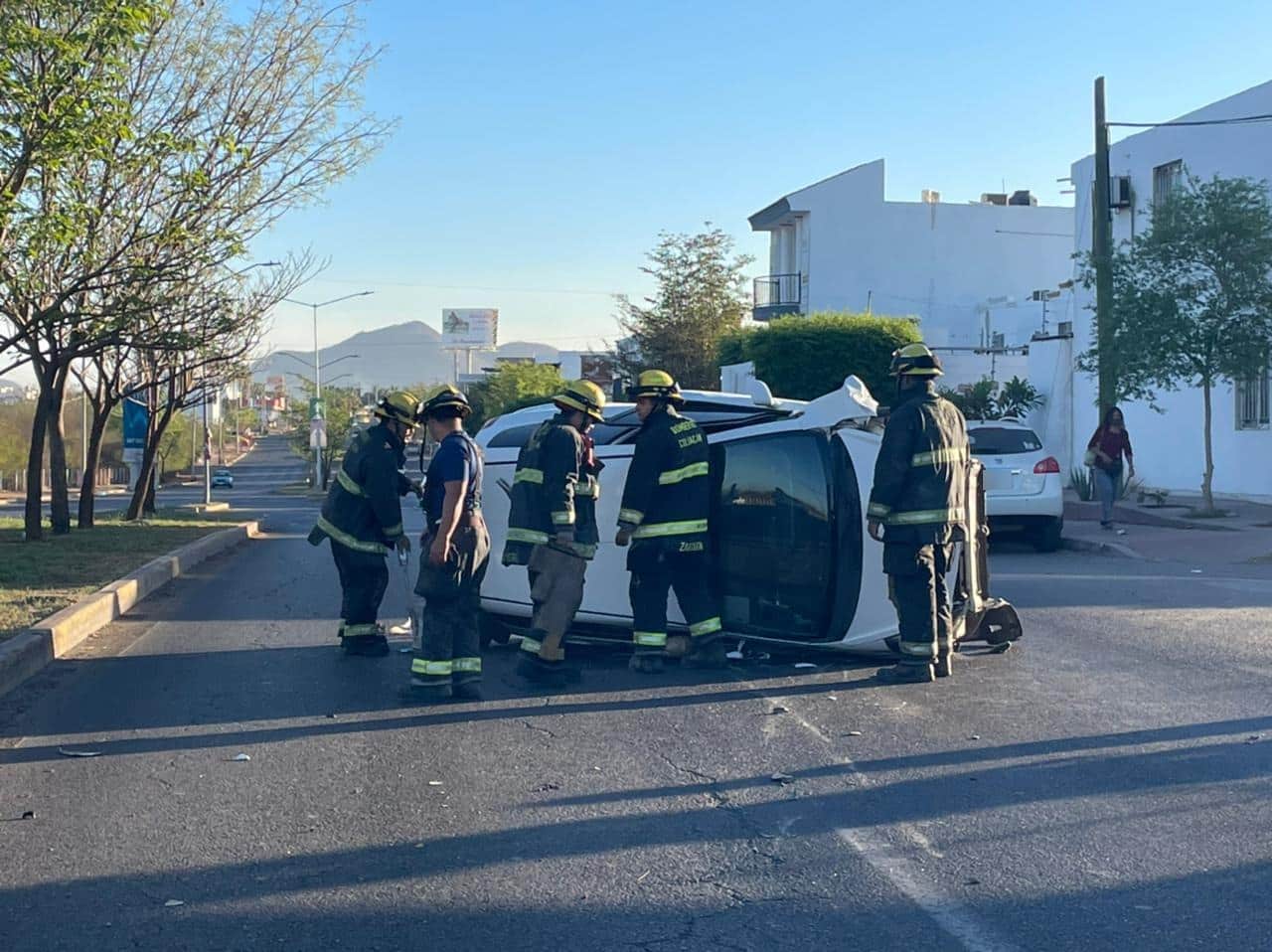 Hombre Resulta Lesionado Tras Volcar En Su Honda En Pradera Dorada