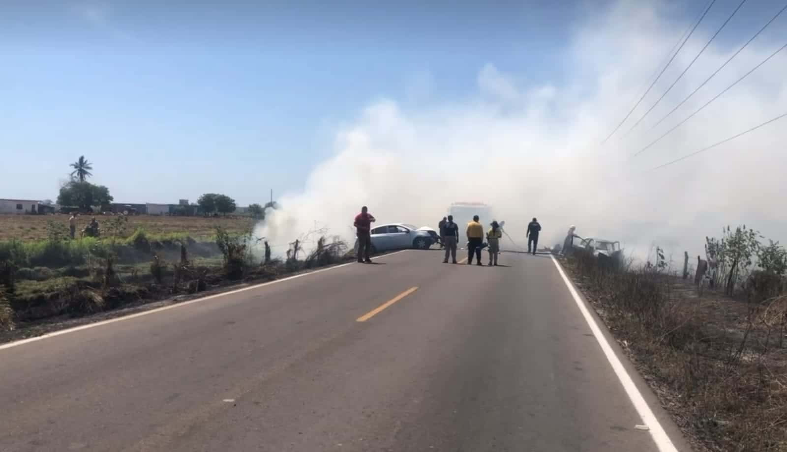 Maestros Chocan Contra Un March Y Se Incendia En La Escuinapa Teacap N