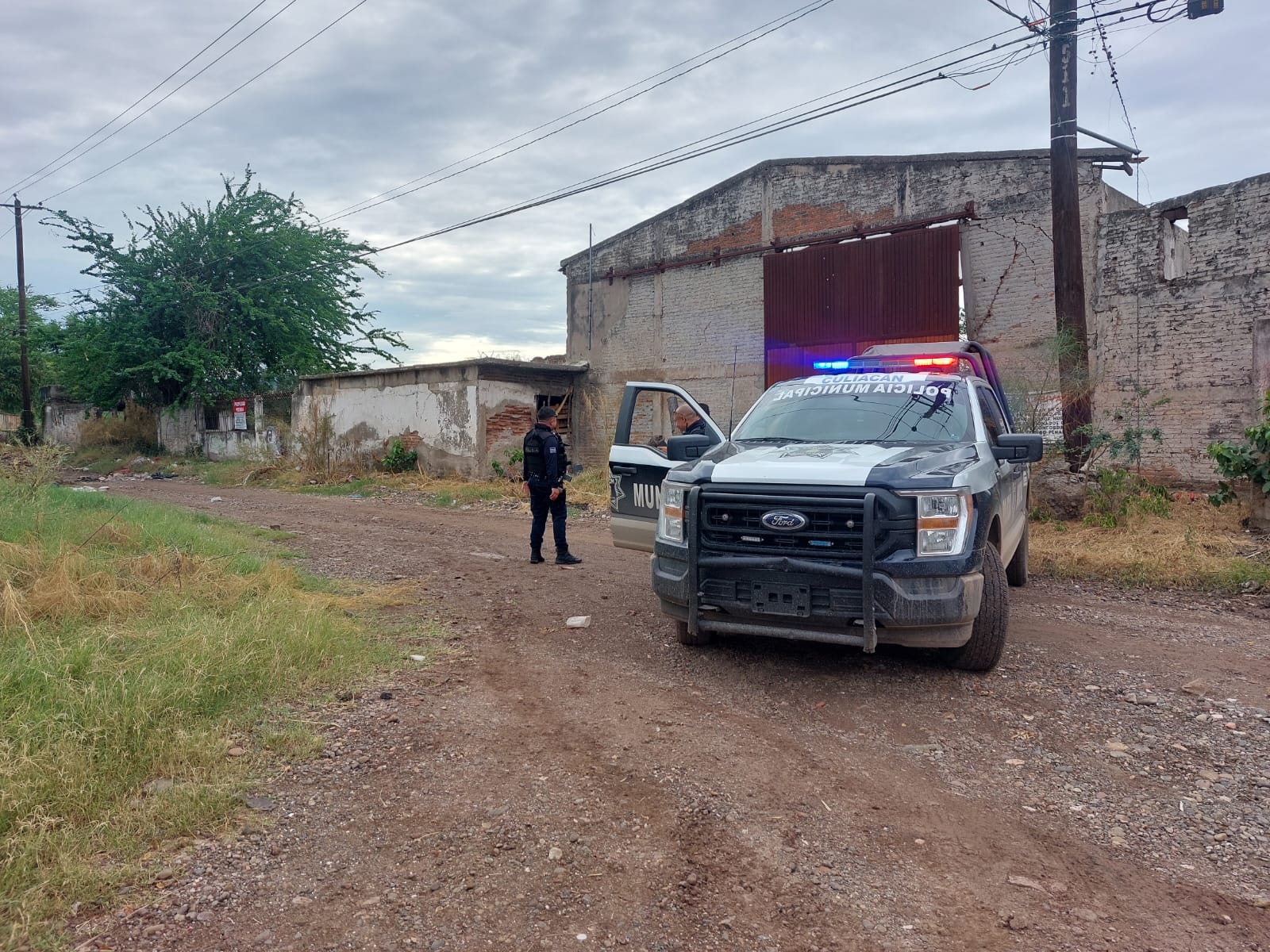 Encintado Del Rostro Hallan Asesinado A Un Hombre En La Colonia Miguel