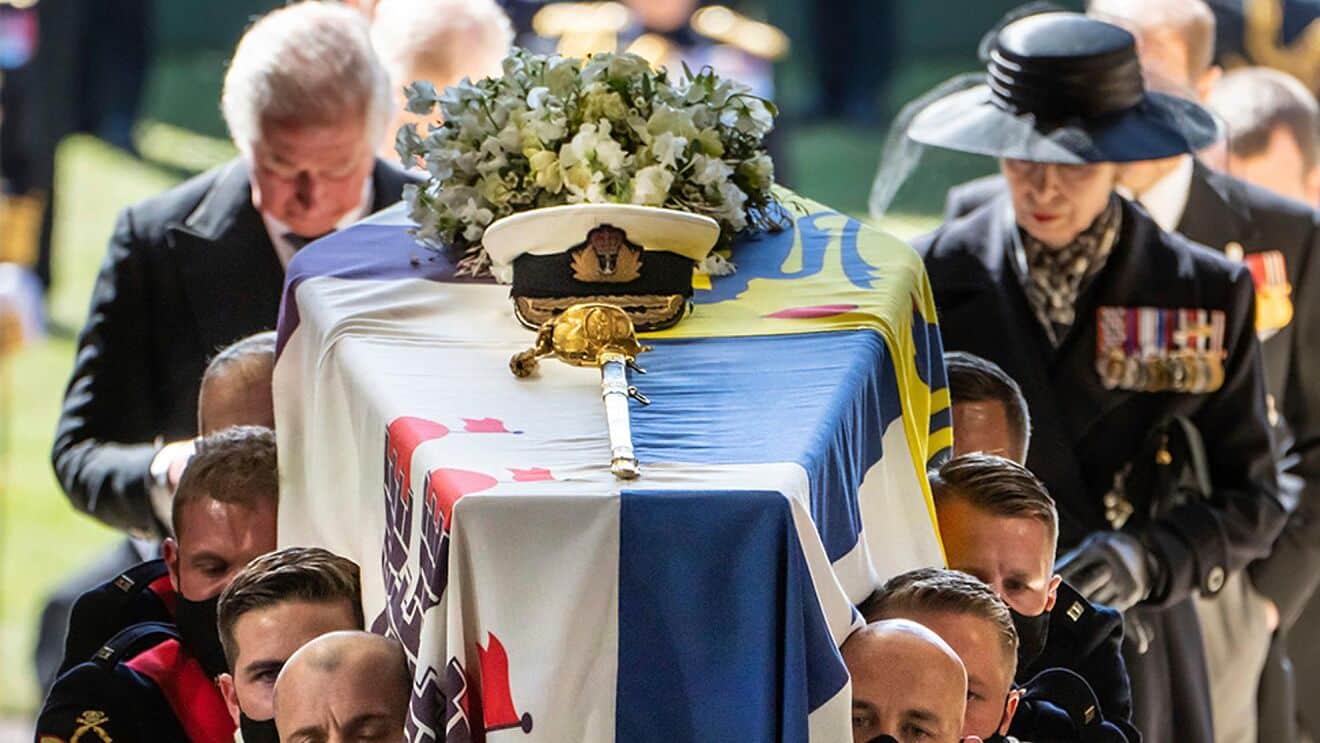 Reina Isabel II