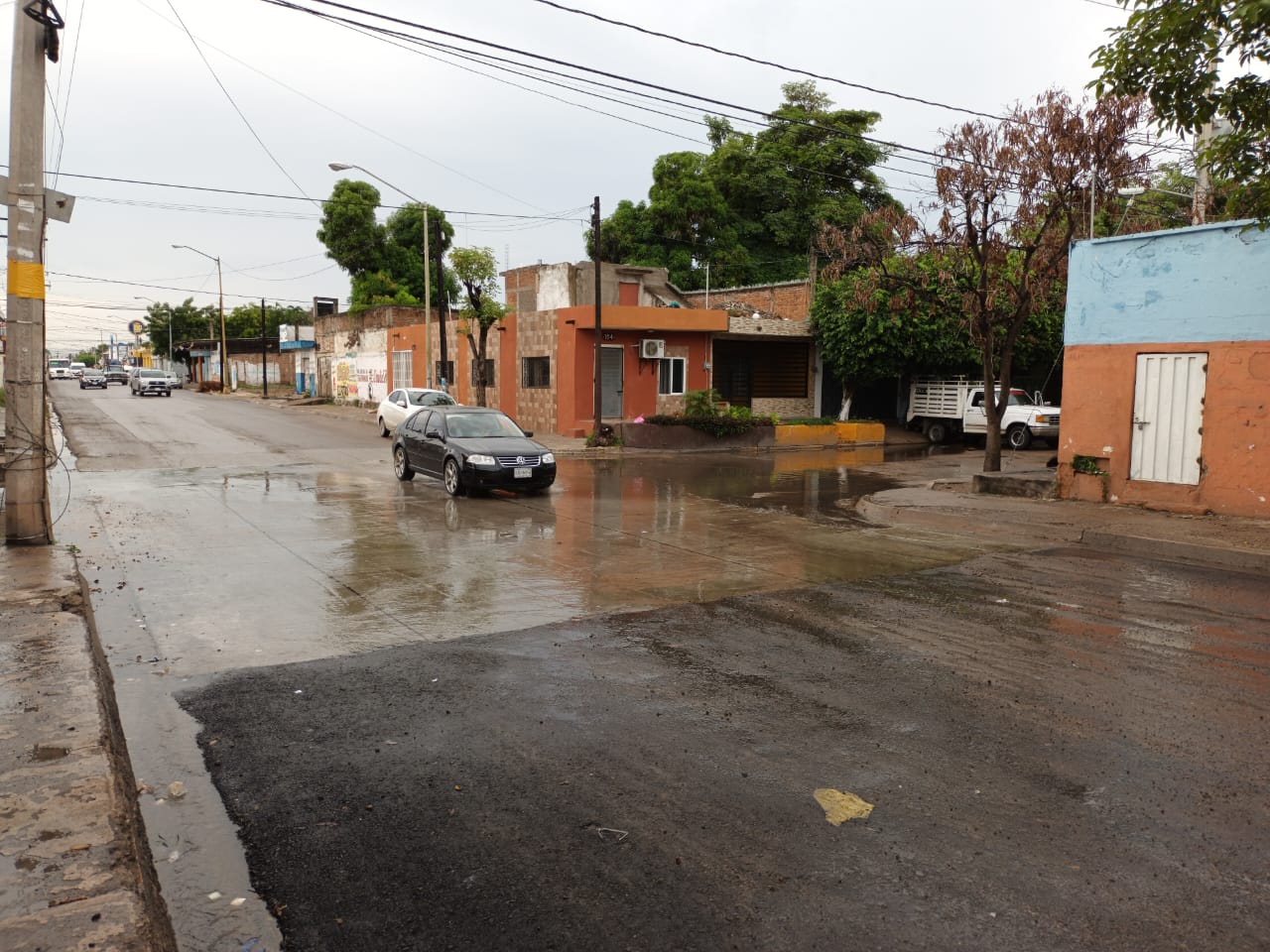 ¡Por fin! Abren a la circulación tramo de la Insurgentes donde estaba un “megabache” en Mazatlán