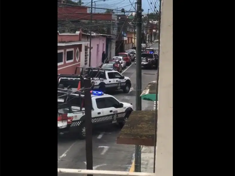 VIDEO: Balacera desata terror en Orizaba, Veracruz; autoridades activan código rojo