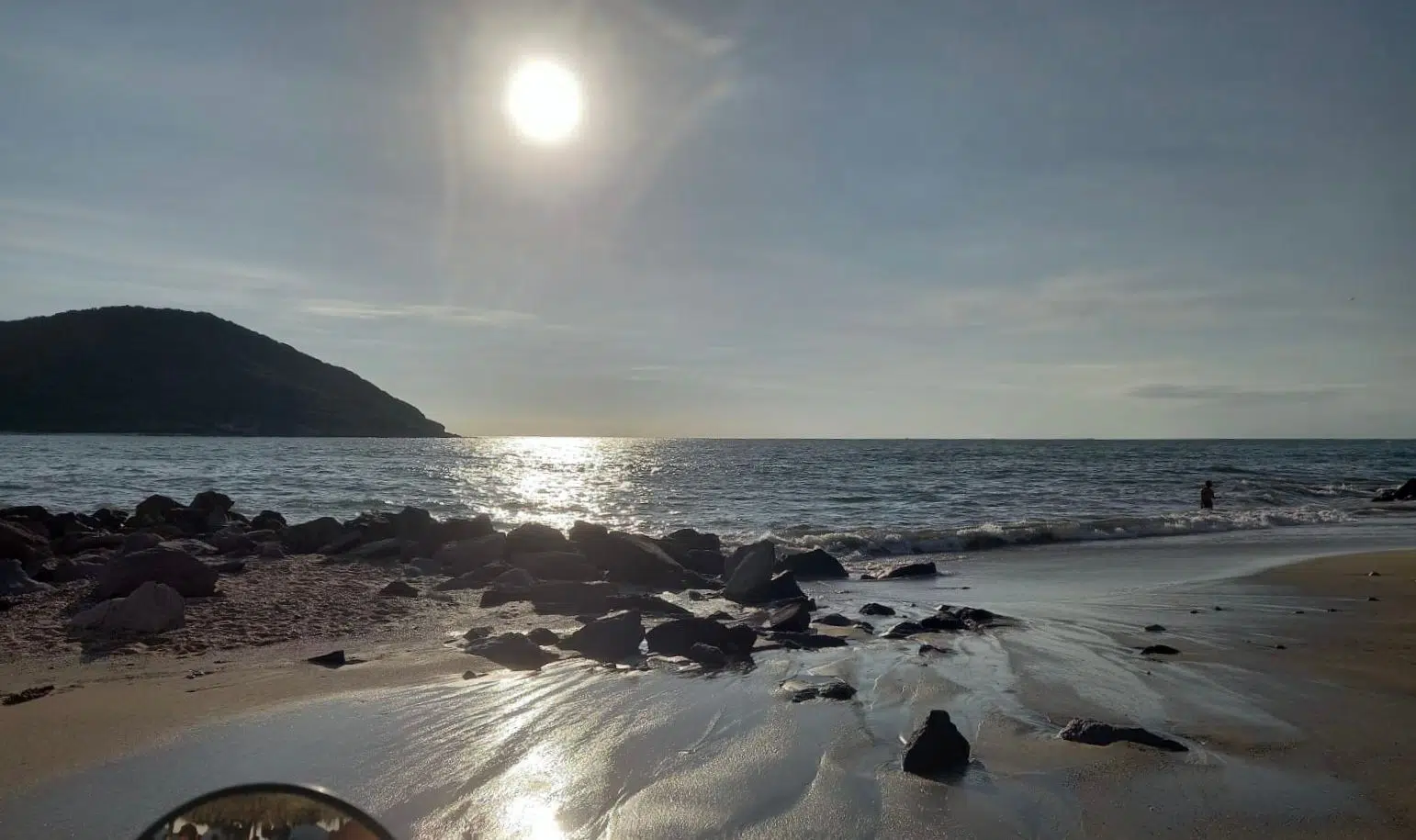 Bañistas salvan la vida en Mazatlán