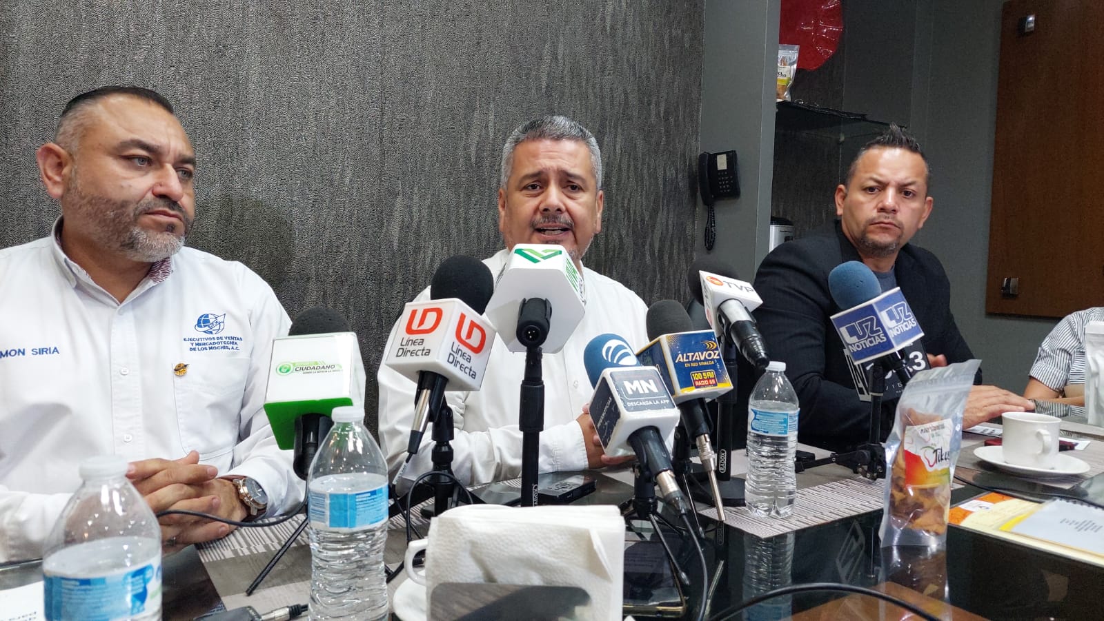 Proponen jornadas de trabajo de 7 horas