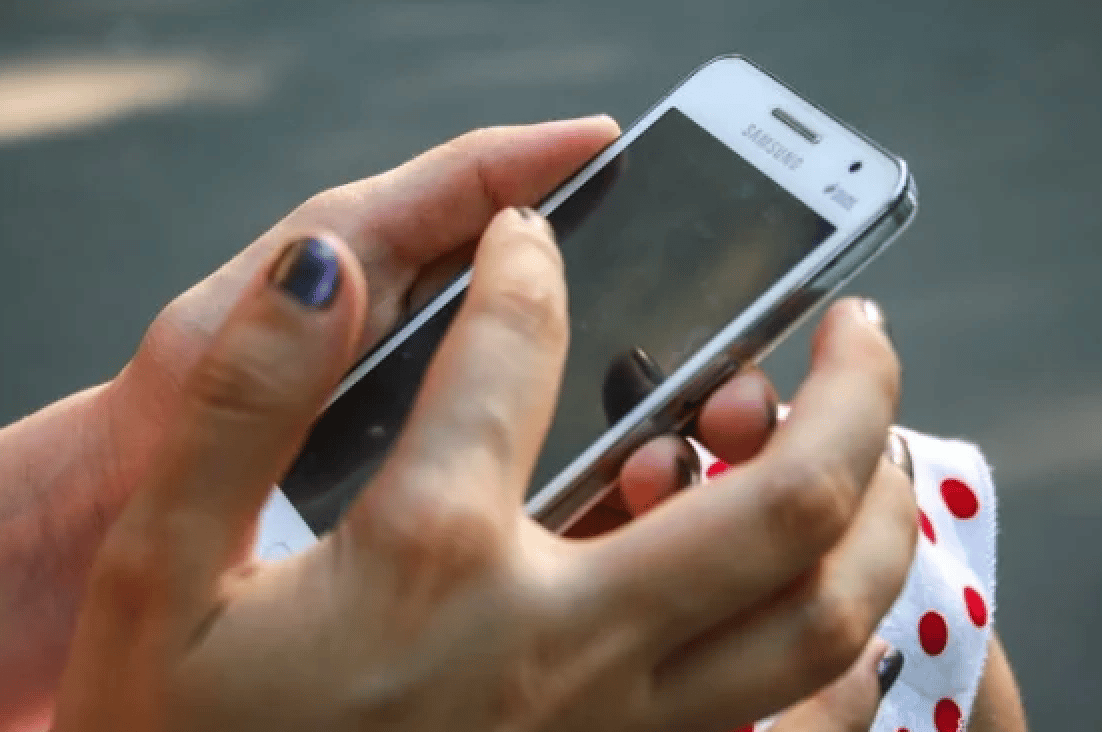 Compra-venta de celular: Alertan por robo de datos personales para extorsionar a otras personas
