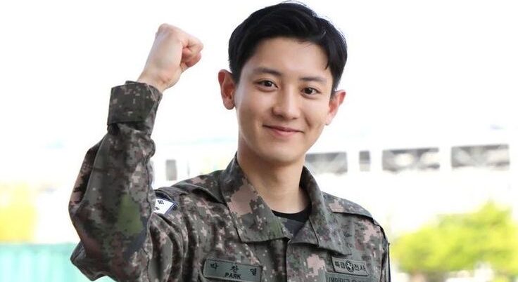 ¡Está de regreso! Chanyeol termina oficialmente su servicio militar