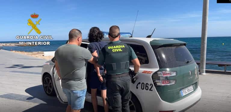 Detienen a cuatro sujetos por violación múltiple a joven de 18 años en España