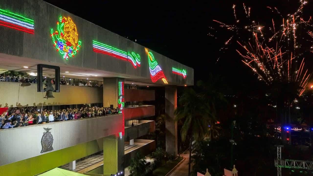 Grito de Independencia en Palacio de gobierno