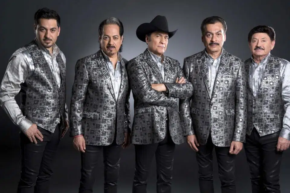 'Ella es y seguirá siendo nuestro pilar': Los Tigres del Norte lanzan conmovedor mensaje a su madre