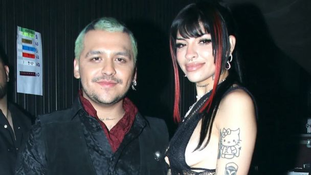 Tunden a Cristian Nodal en redes por dedicarle a Cazzu la misma canción que a Belinda: VIDEO