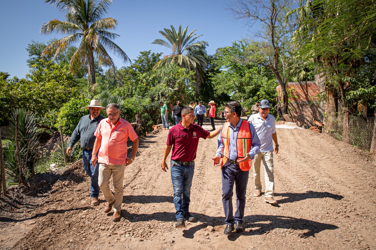 Obras e inversión en La Trinidad, Guasave (4)