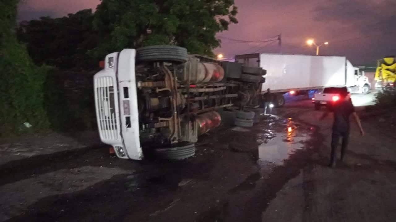 Accidente en El Venadillo de Mazatlán