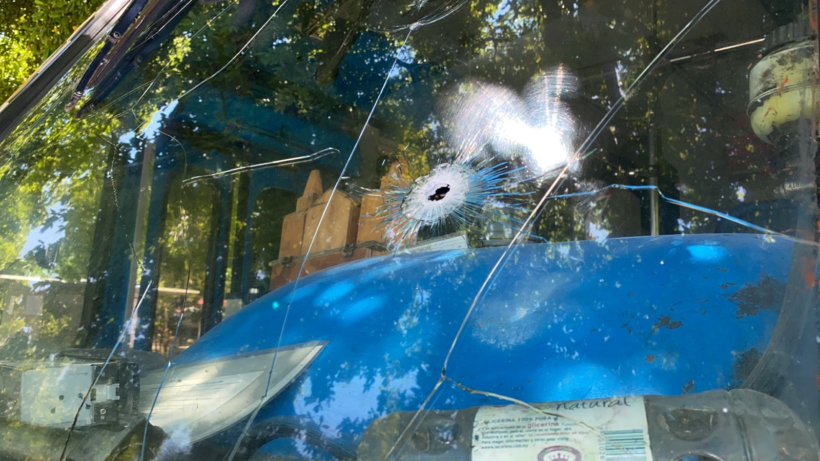 ÚLTIMA HORA: Atacan a balazos camión urbano en Culiacán; reportan dos personas heridas, incluida una niña
