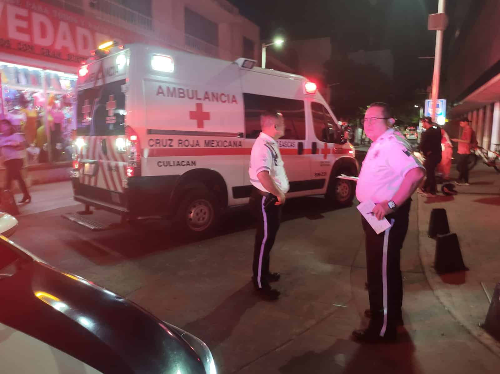 Madre y su bebé son arrolladas por un motociclista, en la colonia Centro de Culiacán / Fotos Cortesía