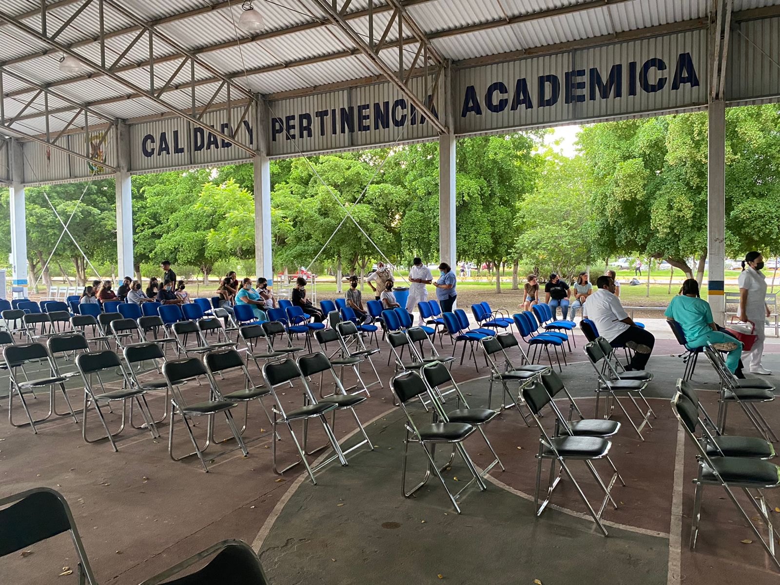 Video: ¿Desairada vacunación? Así luce módulo antiCOVID en Los Mochis ¡Hay para niños y adolescentes!