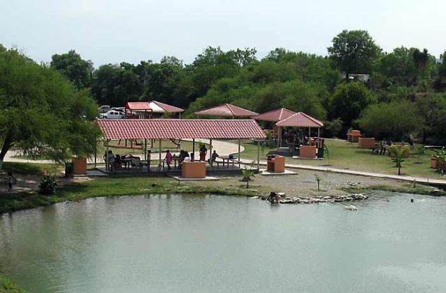 ¡Domingo trágico! Mueren dos niñas en Parque Recreativo de NL