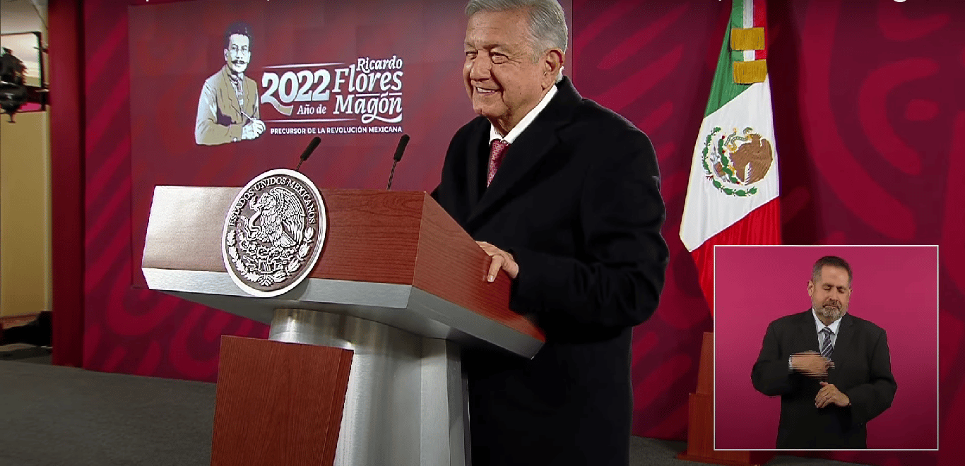 AMLO Presume encuestas del INEGI
