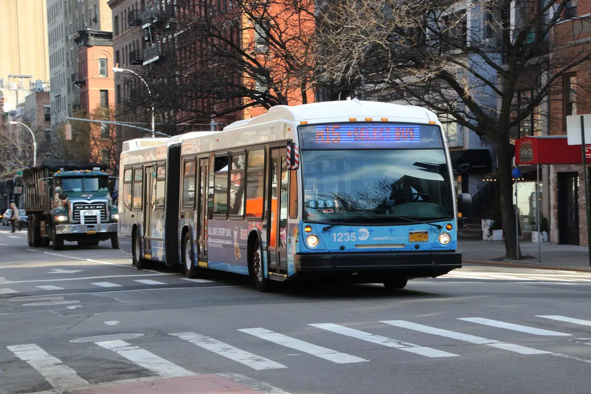 Acuchillan a conductor en Nueva York