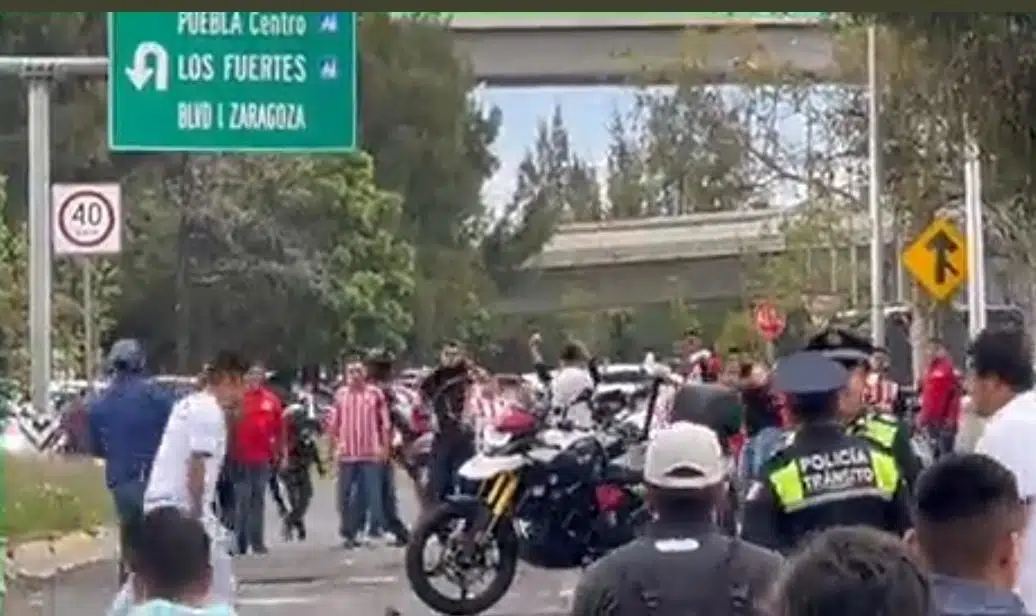 Aficionados Chivas vs Puebla