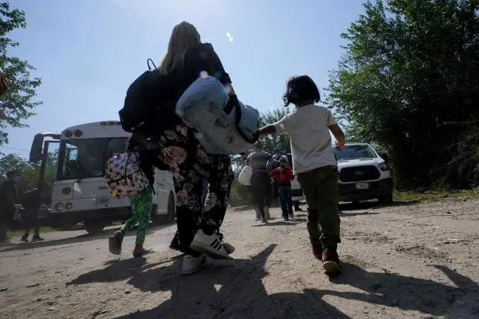 Anuncia EU medidas contra migrantes venezolanos que crucen de manera ilegal