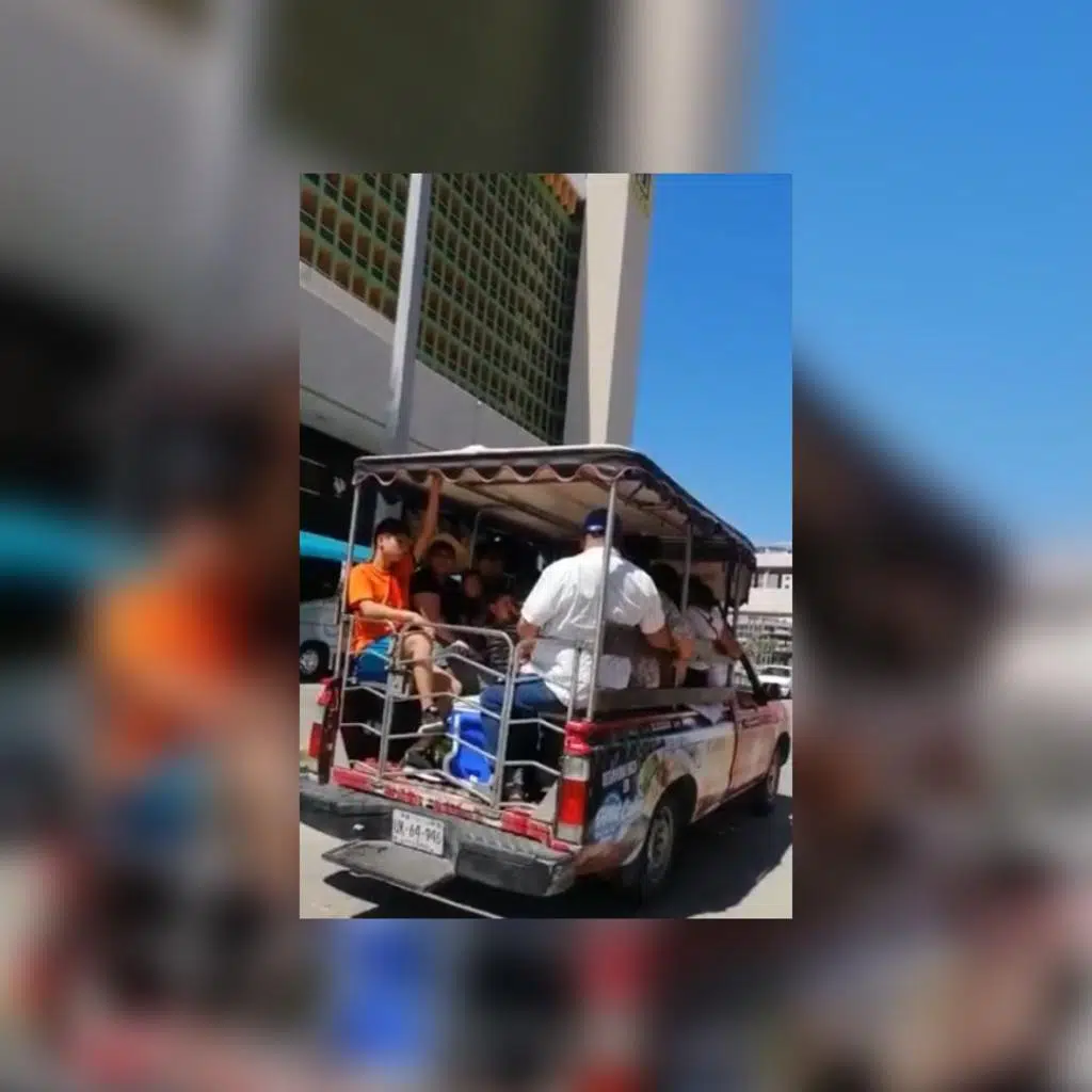 Aurigueros Taxis Rojos safaris Mazatlán a