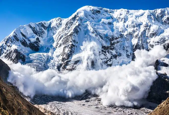 Avalancha en el Himalaya