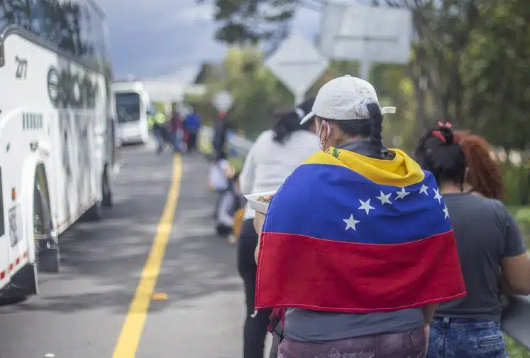 Ciudadanos de Estados Unidos buscan patrocinar a migrantes venezolanos