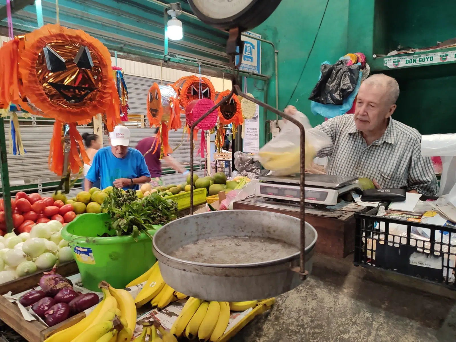 Comerciantes de Mazatlán Las verduras siguen igual que hace 15 días