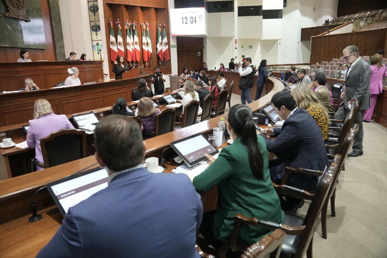 Congreso turna a comisión reforma que pretende establecer y reglamentar comparecencia del gobernador