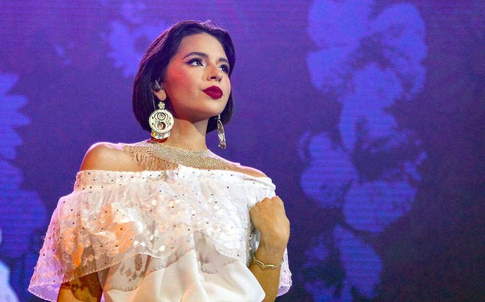 Conoce al nuevo novio de Ángela Aguilar; ¡es mucho más grande que ella!