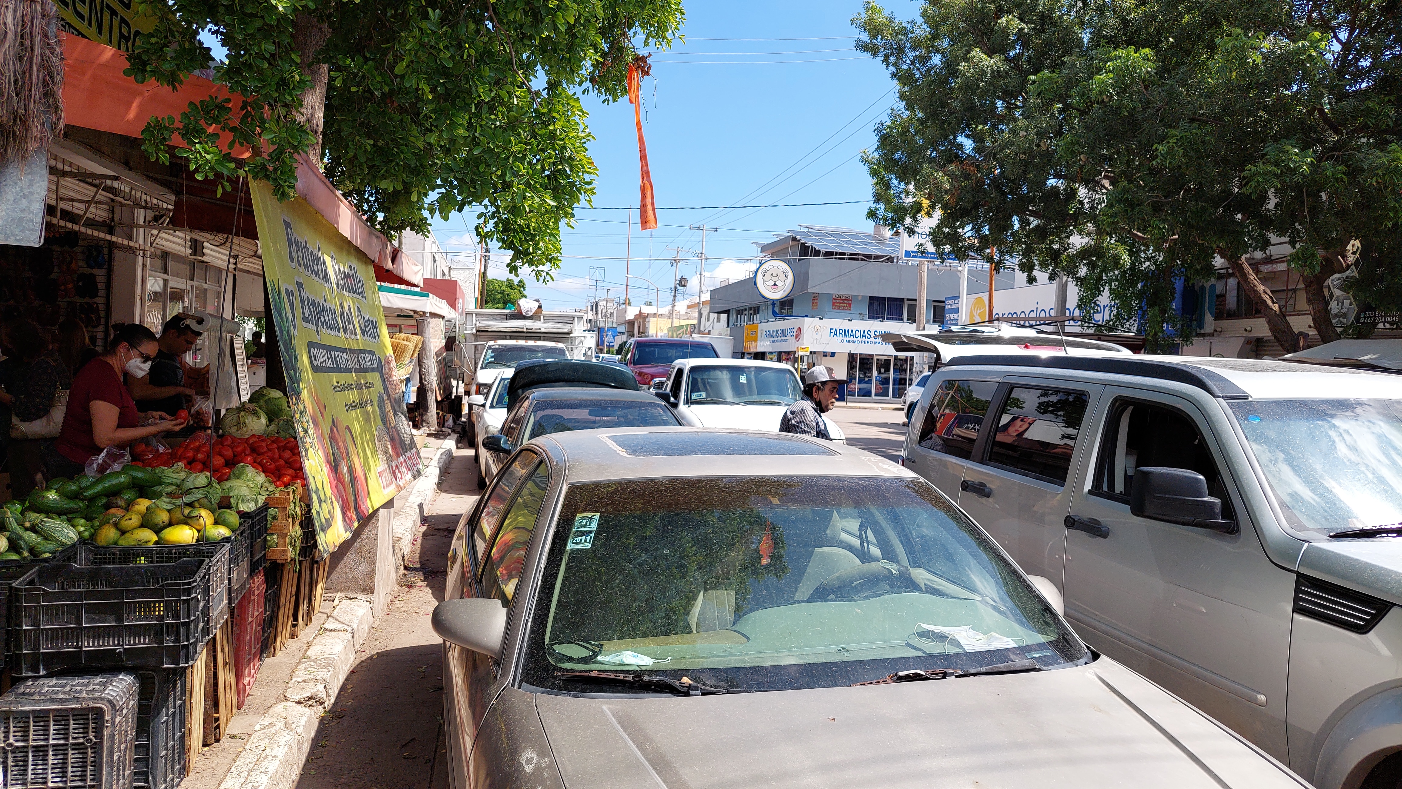 Estacionamiento Guamúchil Faltan espacios