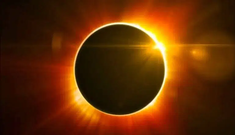 Eclipse solar 2022