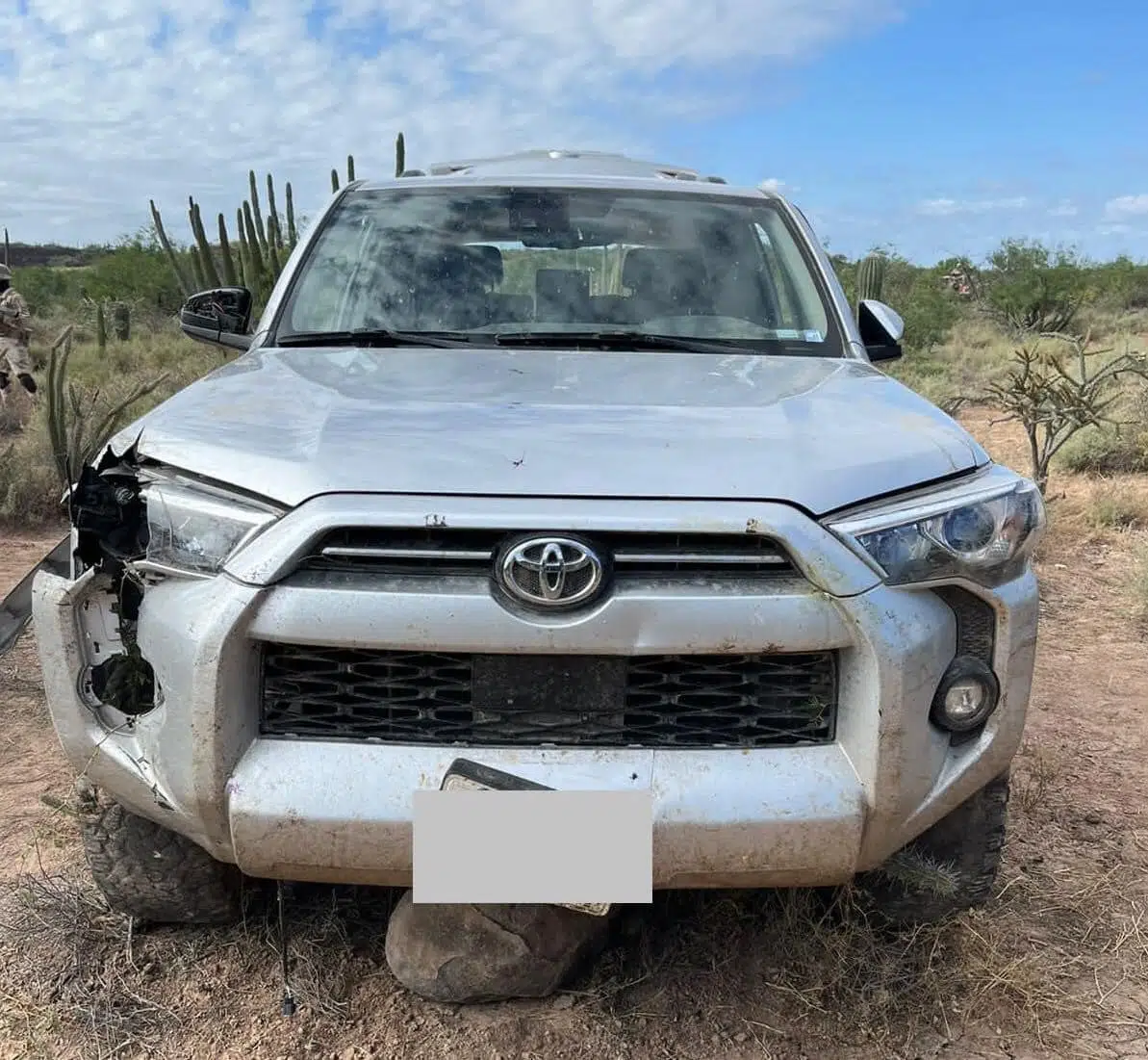 ¡Golpe a la delincuencia ! Sedena decomisa armas de fuego y un vehículo en Empalme Sonora