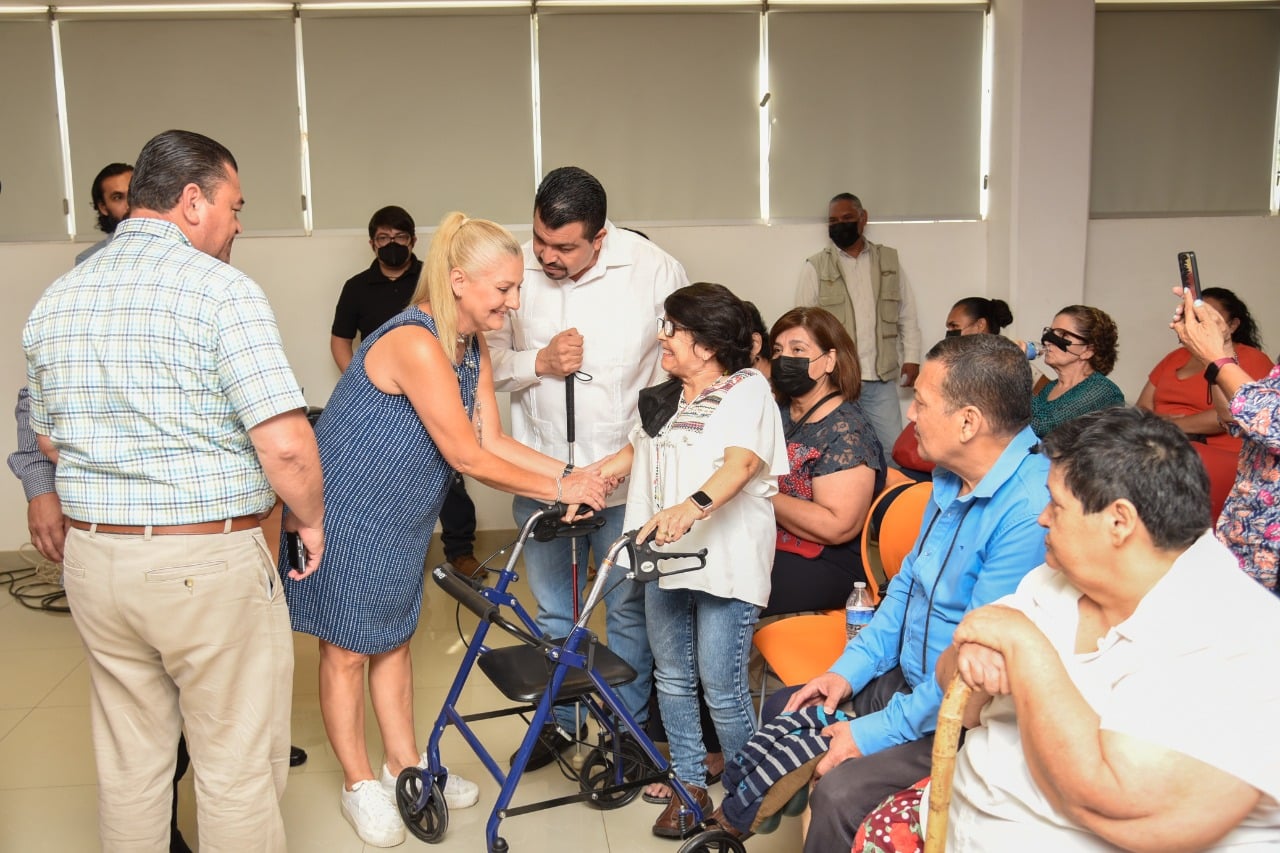 Entrega IMDIS y Fundación Joni and Friends más de 130 aparatos ortopédicos en Ahome