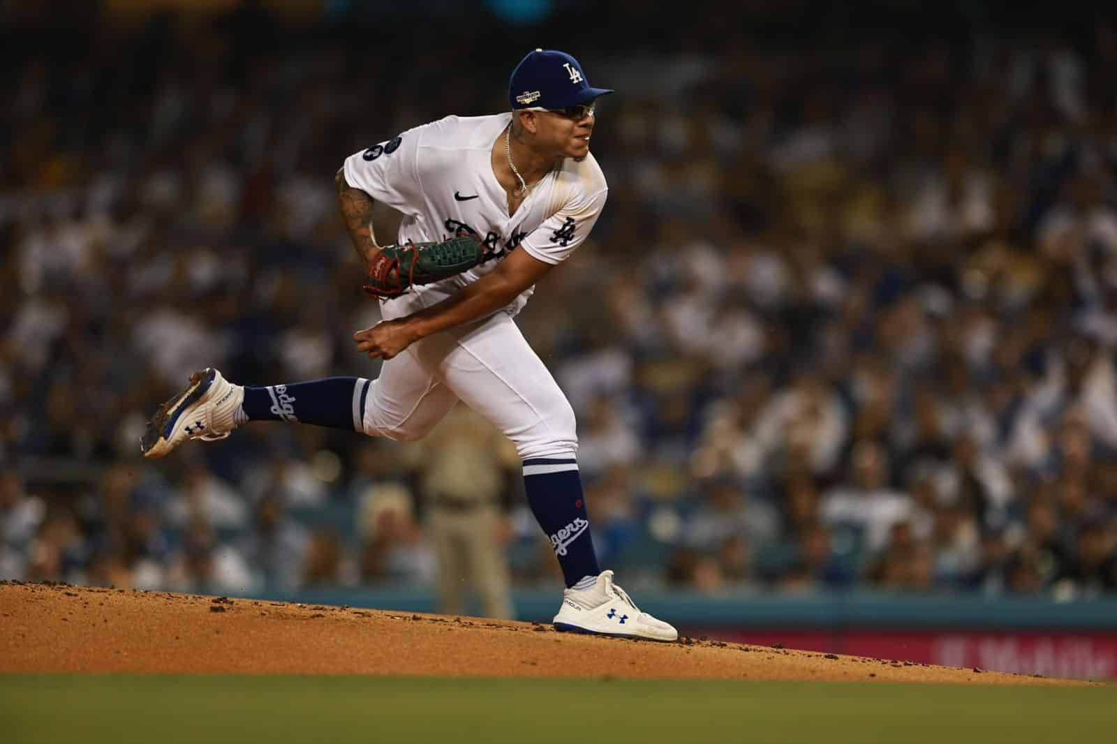Ganó Julio Urías y Dodgers toman ventaja sobre los Padres