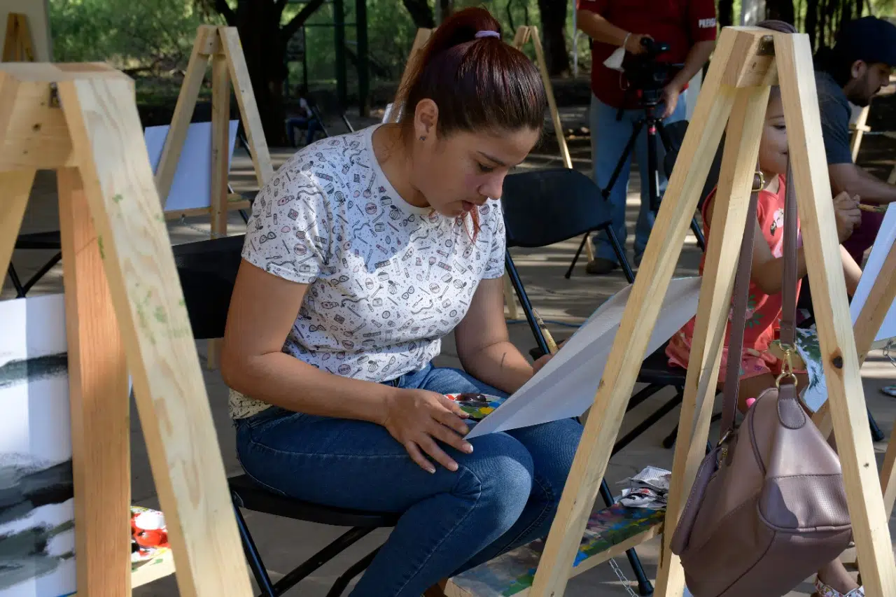 Familias culiacanenses pintan la Isla de Orabá en programa “Pintemos Culiacán”