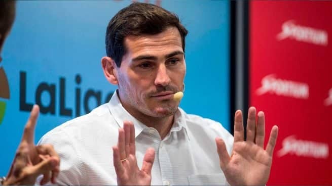 Iker Casillas GAY
