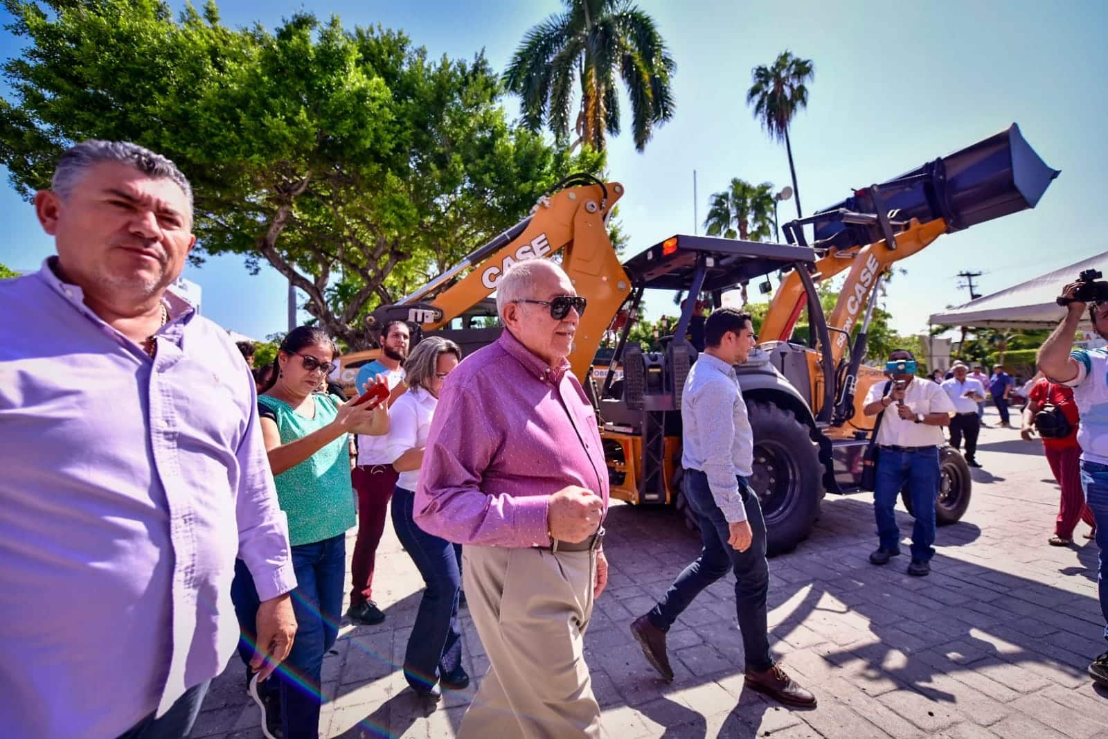 Obras Públicas en Mazatlán se arma con maquinaria; invierten 13 mdp en nuevos equipos