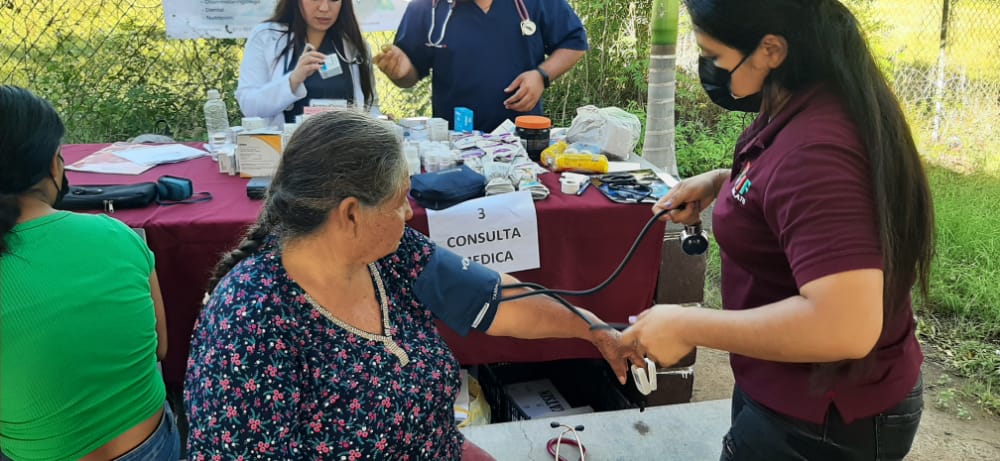 Jornada del bienestar Navolato, consulta médica