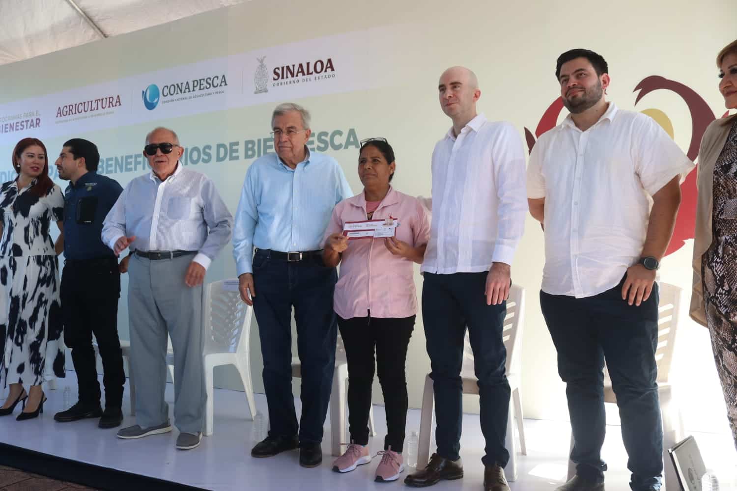 Pescadores Mazatlán tarjeta del Bienpesca