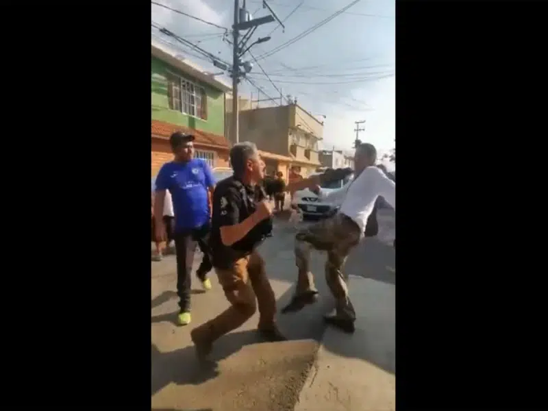 Policía pelea Ecatepec