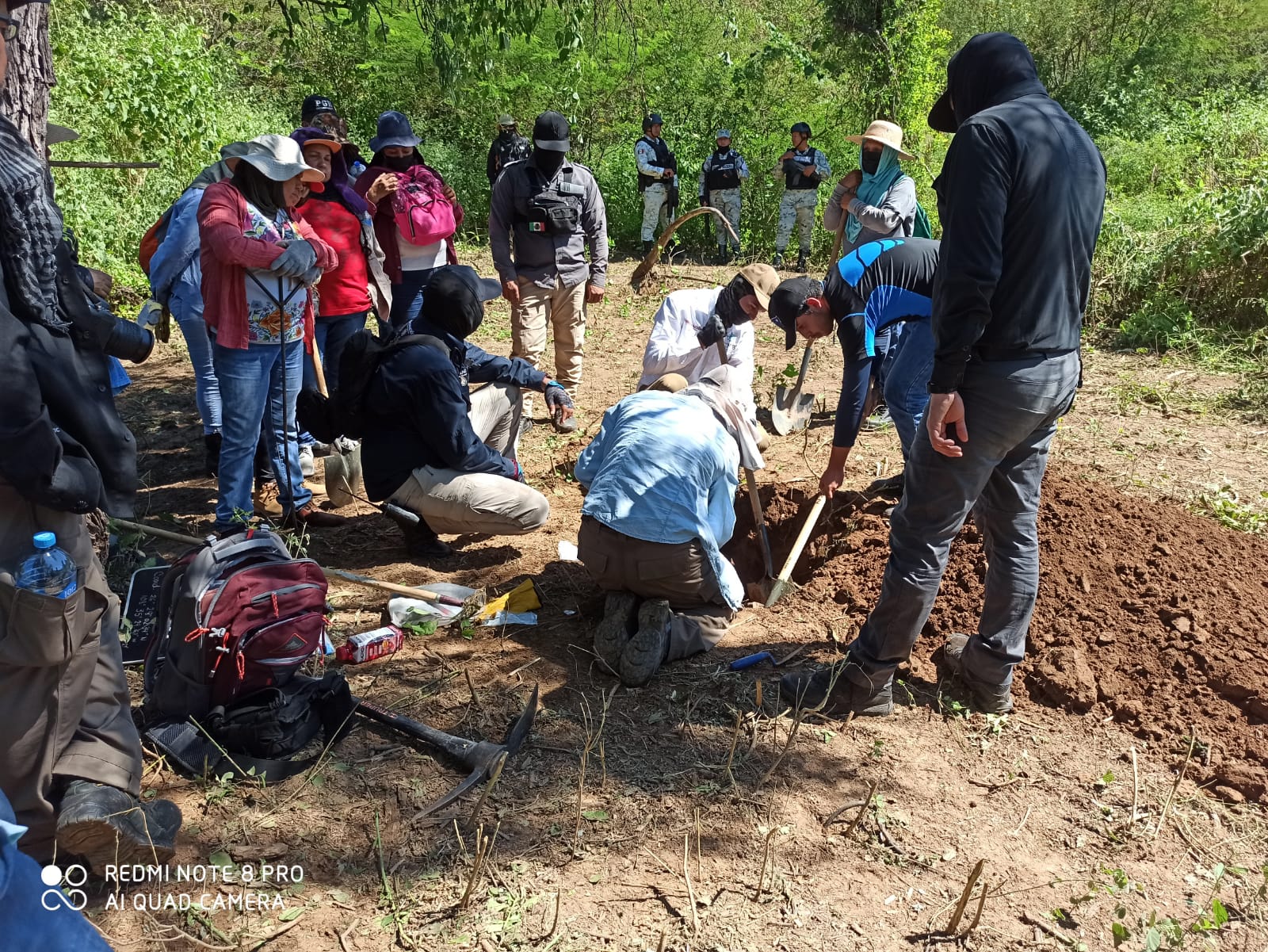 Rastreadoras de El Fuerte localizan restos humanos en Ocolome
