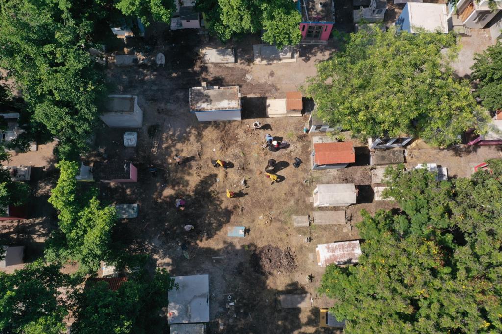 Realizan trabajos de mantenimiento en panteones de Culiacán