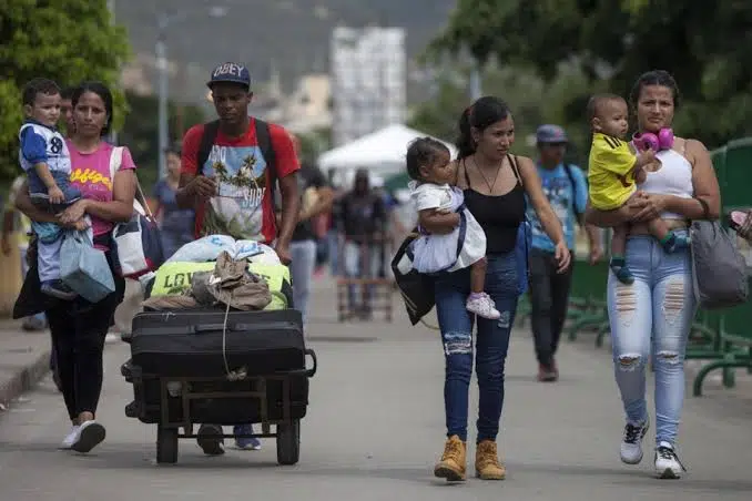 Reporta Estados Unidos aumento en cruces ilegales desde México