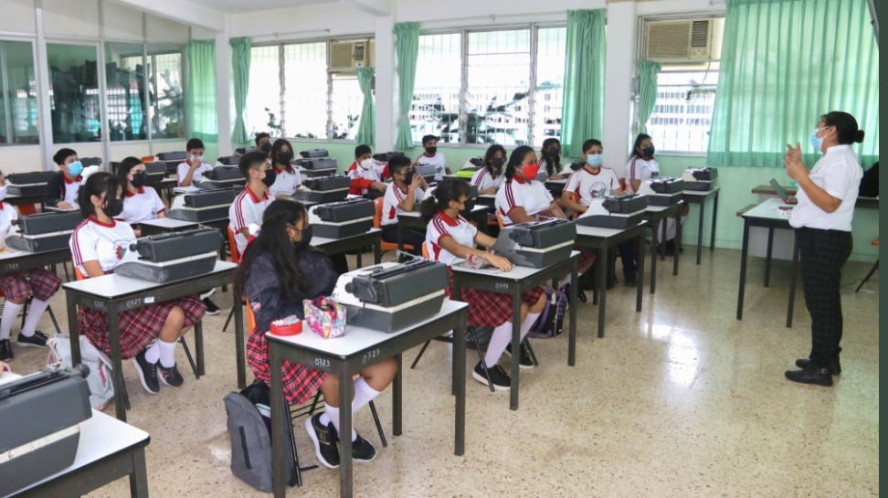 SEP uso de cubrebocas en escuelas CDMX