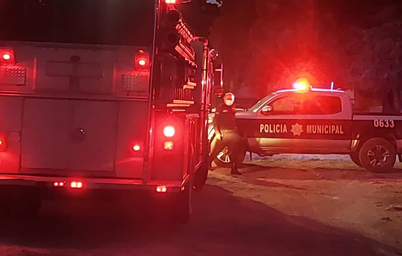 Se incendia pipa del ayuntamiento de Guasave